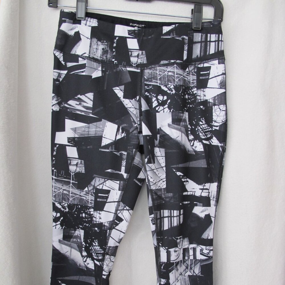 Impact Jillian Michaels Crop Leggings